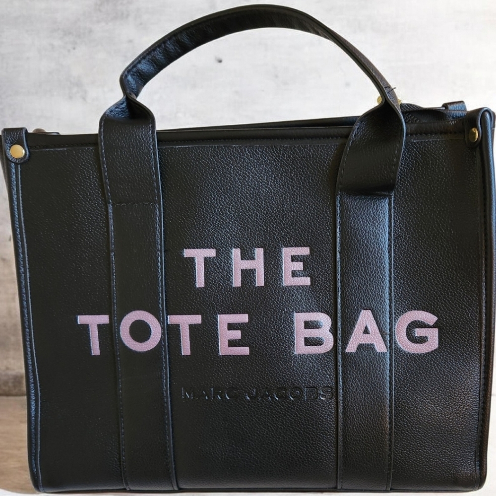 NEW Luxury Handbag Black Leather Tote